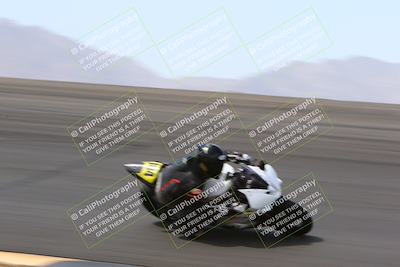 media/Apr-10-2022-SoCal Trackdays (Sun) [[f104b12566]]/Bowl (11am)/